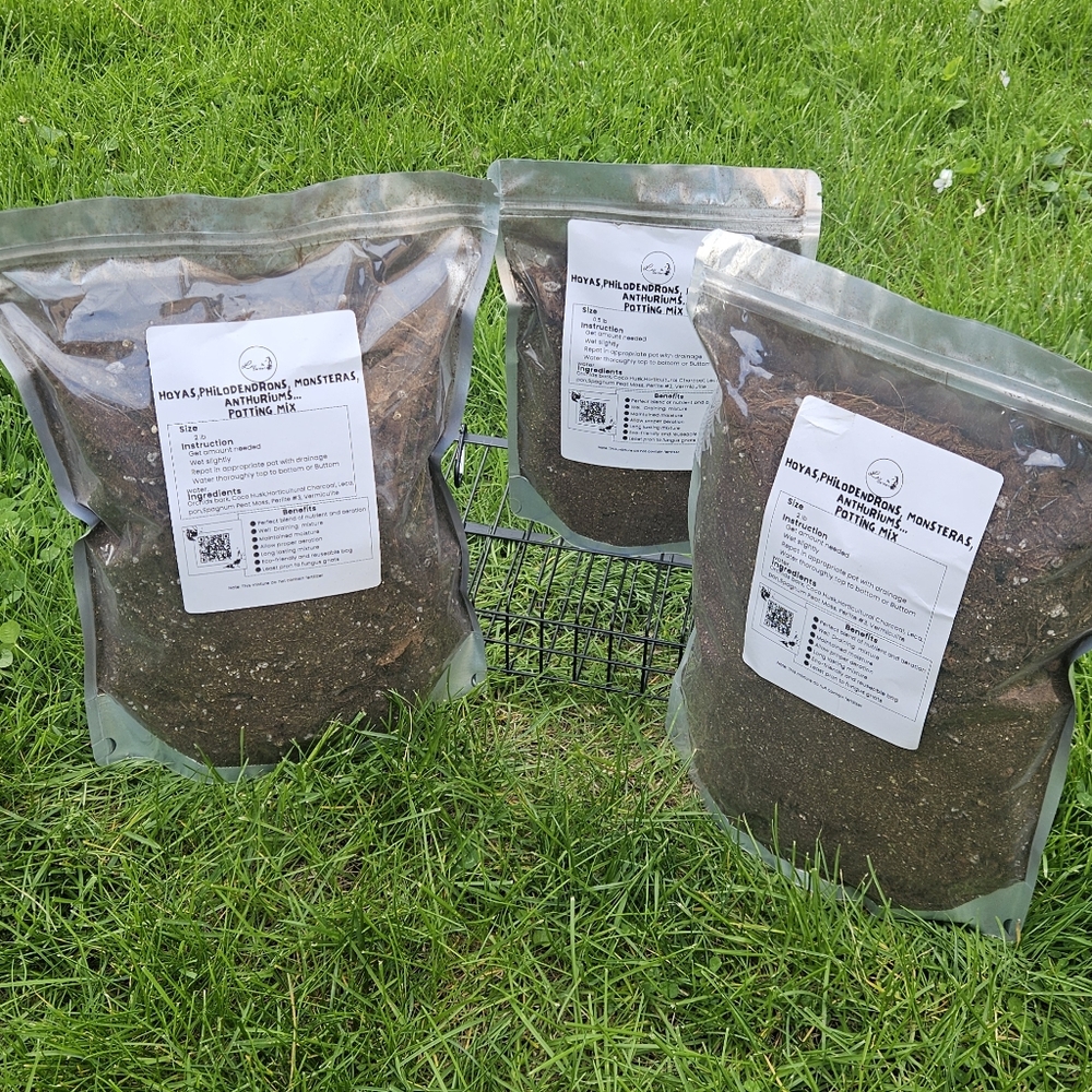 1 Qt Bag: Hoya Philodendron Monstera Potting Mix... 1 Qt Bag, New